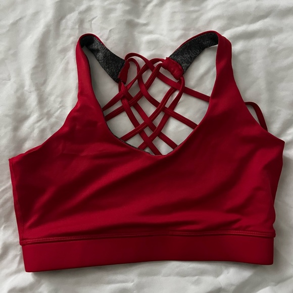 Red sports bra - Picture 4 of 5